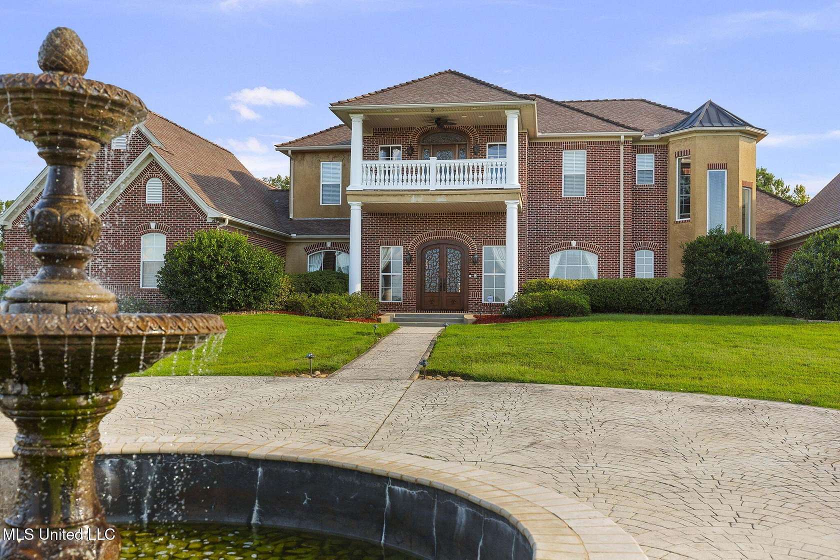 11.3 Acres of Recreational Land with Home for Sale in Jackson, Mississippi