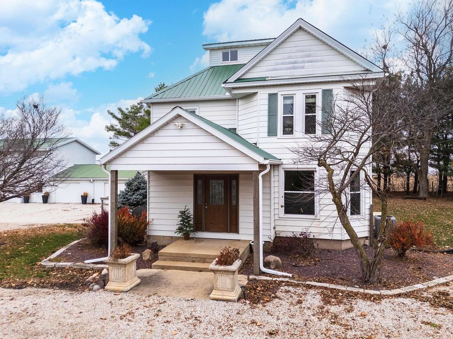 1.6 Acres of Residential Land with Home for Sale in Bloomington, Illinois