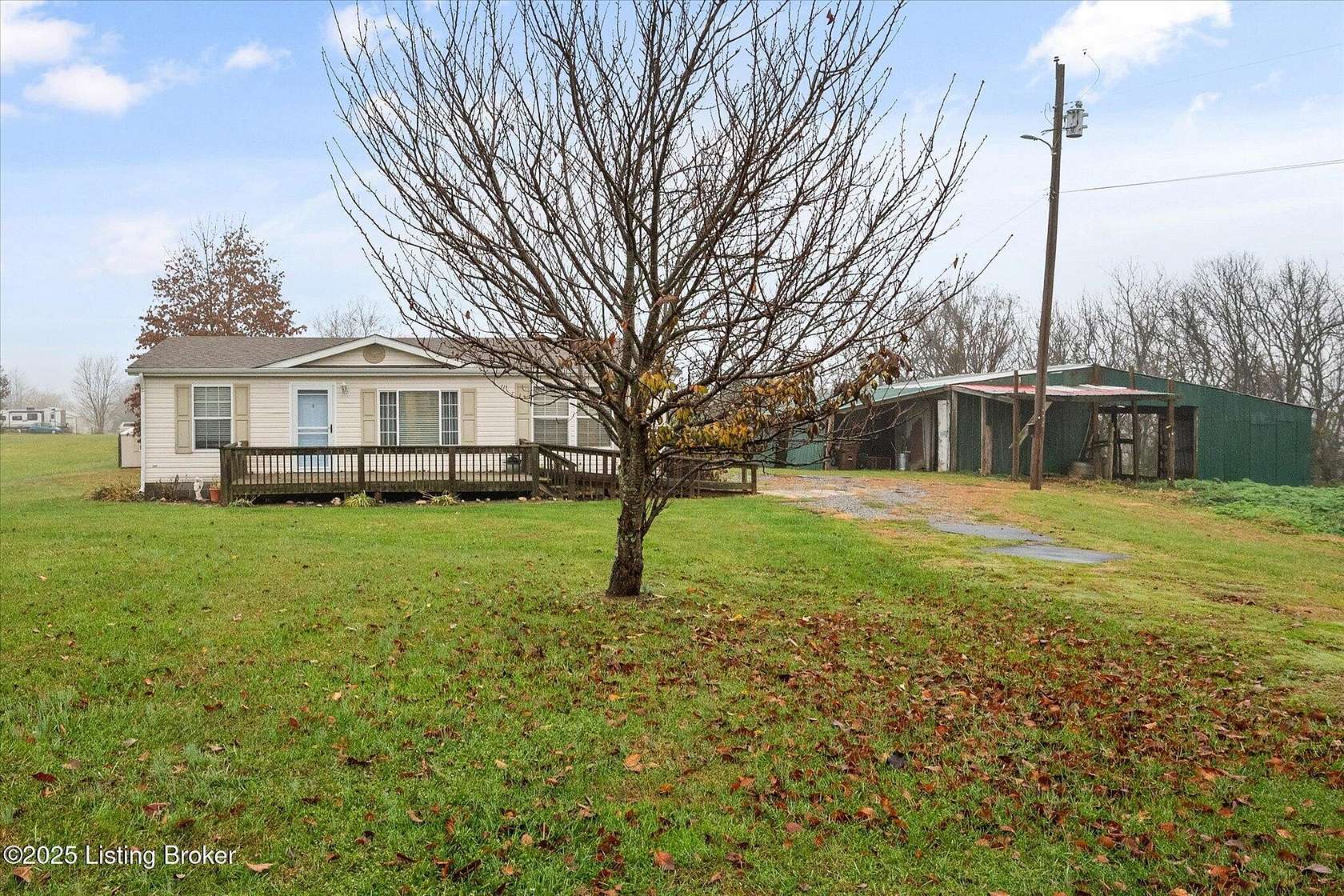 33.5 Acres of Recreational Land with Home for Sale in Bedford, Kentucky