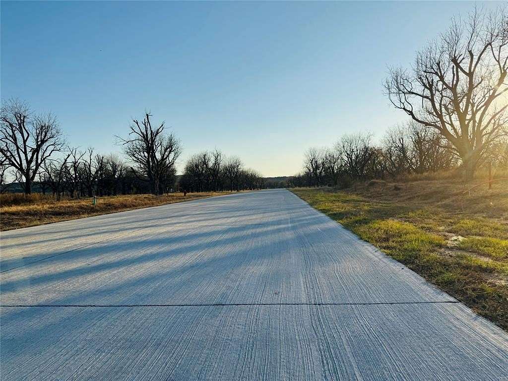 1.54 Acres of Residential Land for Sale in Granbury, Texas