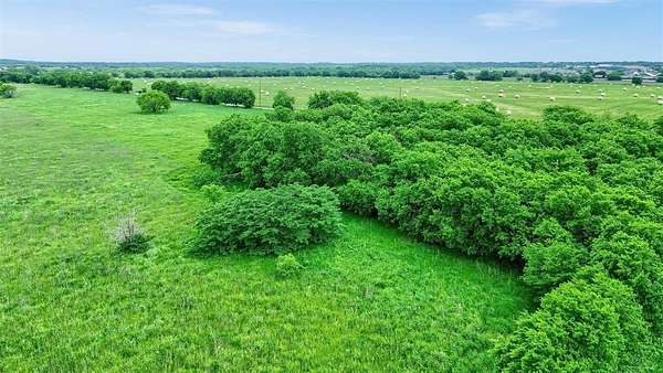 1.3 Acres of Residential Land for Sale in Gunter, Texas