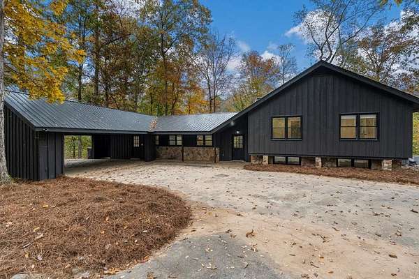 36 Acres of Recreational Land with Home for Sale in Pine Mountain Valley, Georgia