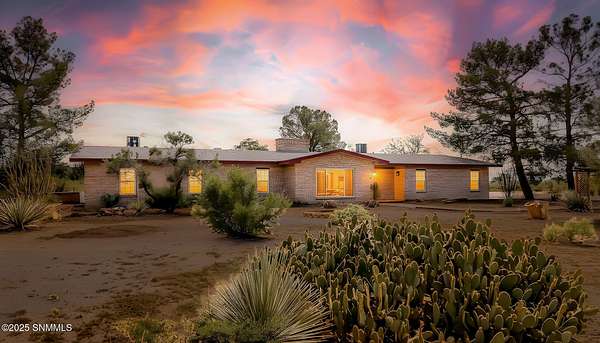 1.6 Acres of Residential Land with Home for Sale in Las Cruces, New Mexico
