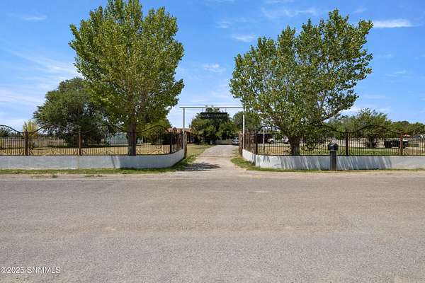 2.24 Acres of Residential Land with Home for Sale in Anthony, New Mexico