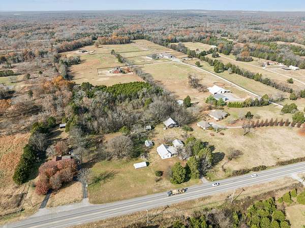 7.5 Acres of Land for Sale in Lebanon, Tennessee