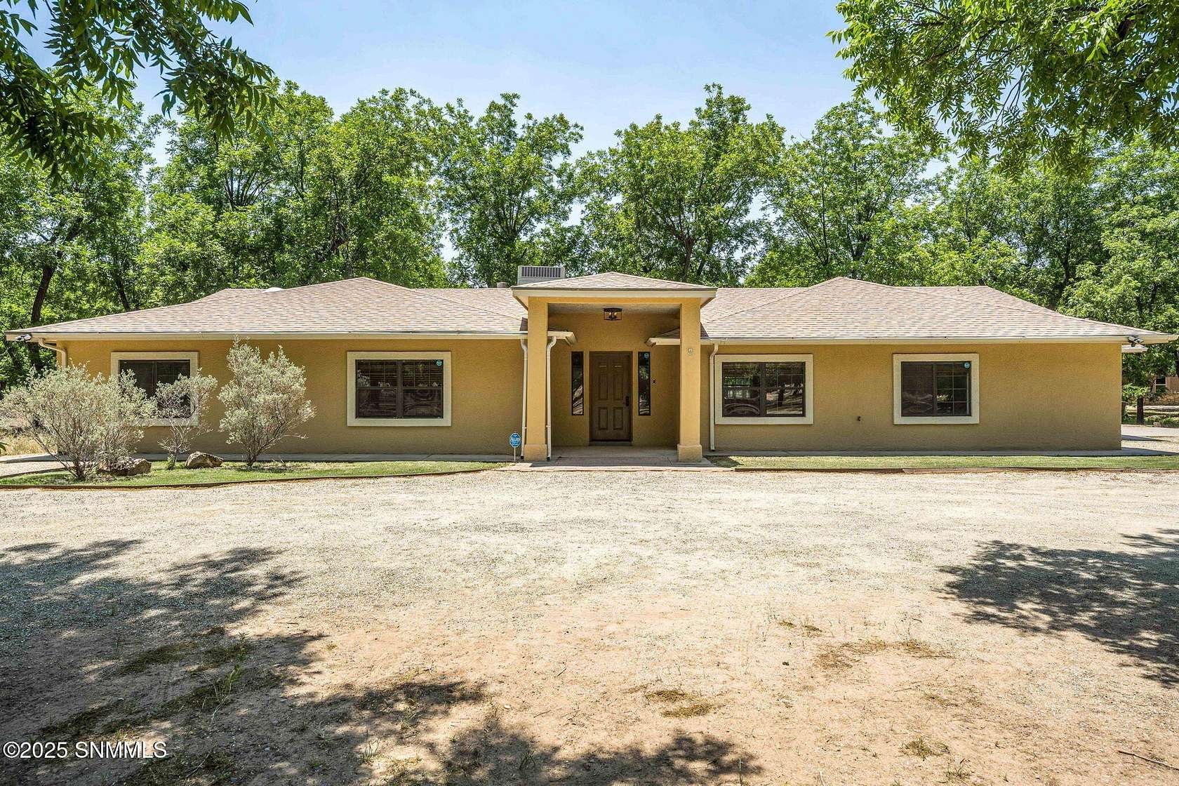 1.75 Acres of Residential Land with Home for Sale in Las Cruces, New Mexico