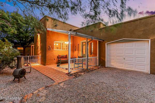 2.5 Acres of Residential Land with Home for Sale in Las Cruces, New Mexico