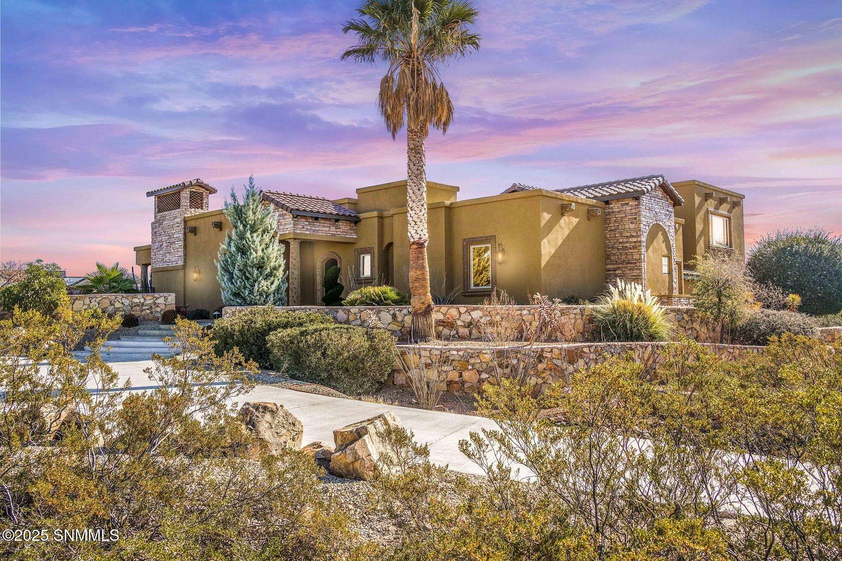 2 Acres of Residential Land with Home for Sale in Las Cruces, New Mexico