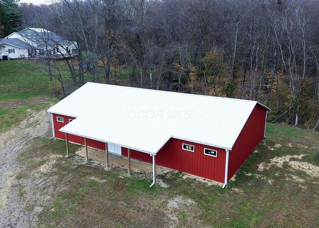 3.9 Acres of Improved Mixed-Use Land for Sale in Utica, Ohio