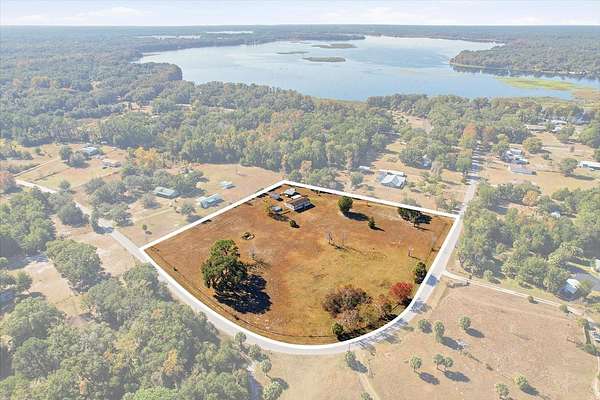 5.39 Acres of Land with Home for Sale in Dunnellon, Florida
