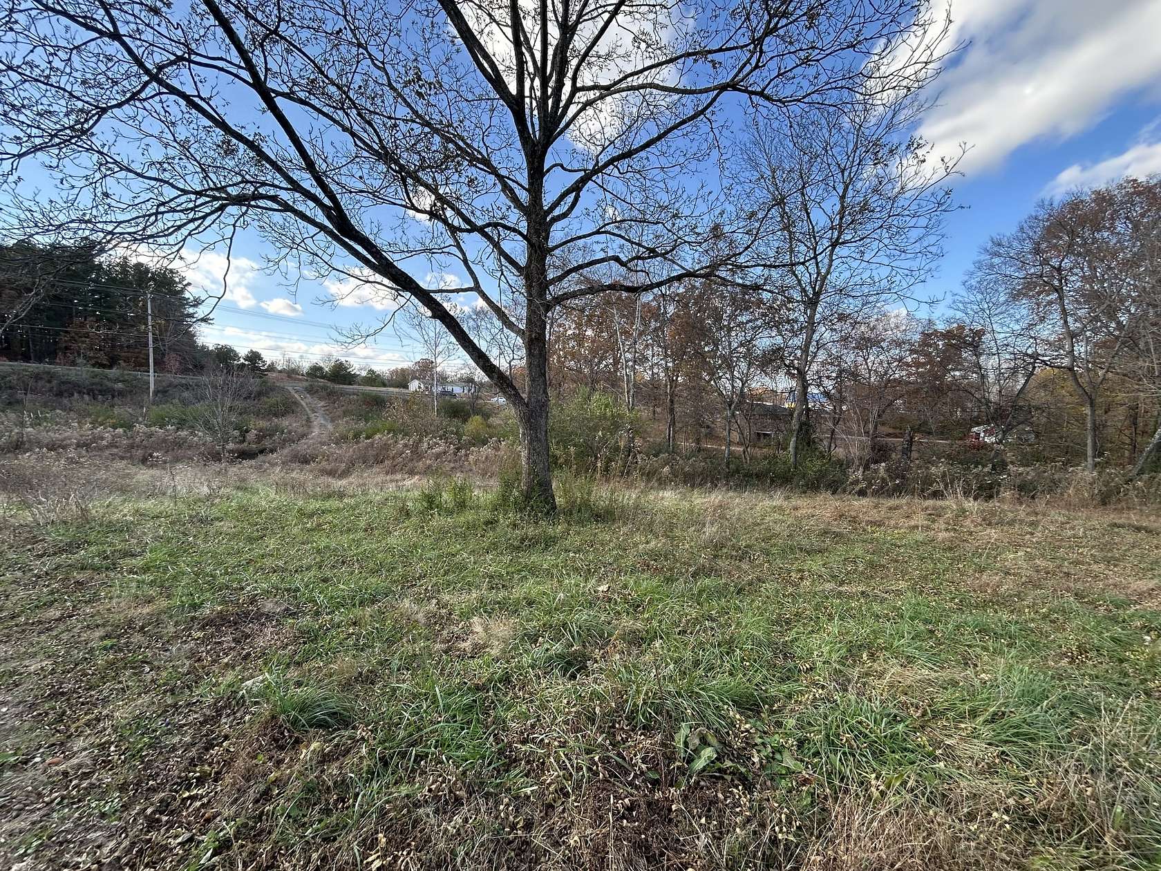 1.56 Acres of Residential Land for Sale in Dickson, Tennessee