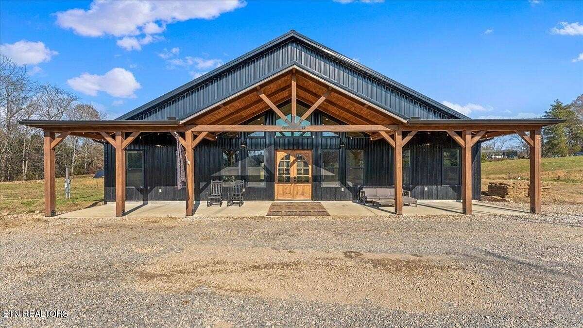 5.79 Acres of Residential Land with Home for Sale in Kingston, Tennessee