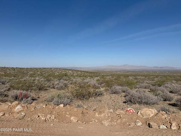 4.76 Acres of Land for Sale in Dolan Springs, Arizona