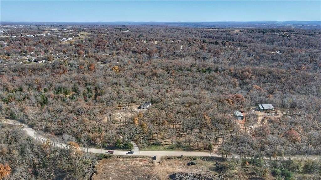 2.5 Acres of Residential Land for Sale in Siloam Springs, Arkansas