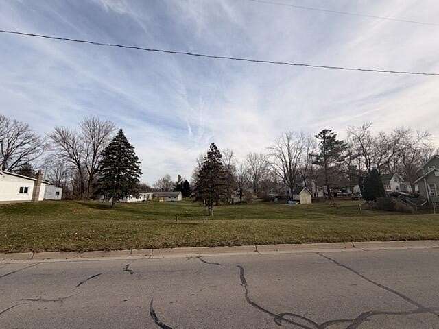 0.25 Acres of Land for Sale in Lake Odessa, Michigan