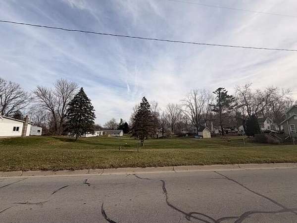 0.25 Acres of Land for Sale in Lake Odessa, Michigan