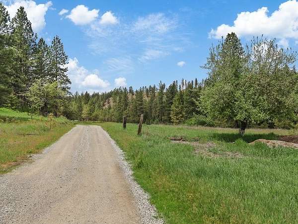 126 Acres of Recreational Land with Home for Sale in Marshall, Washington