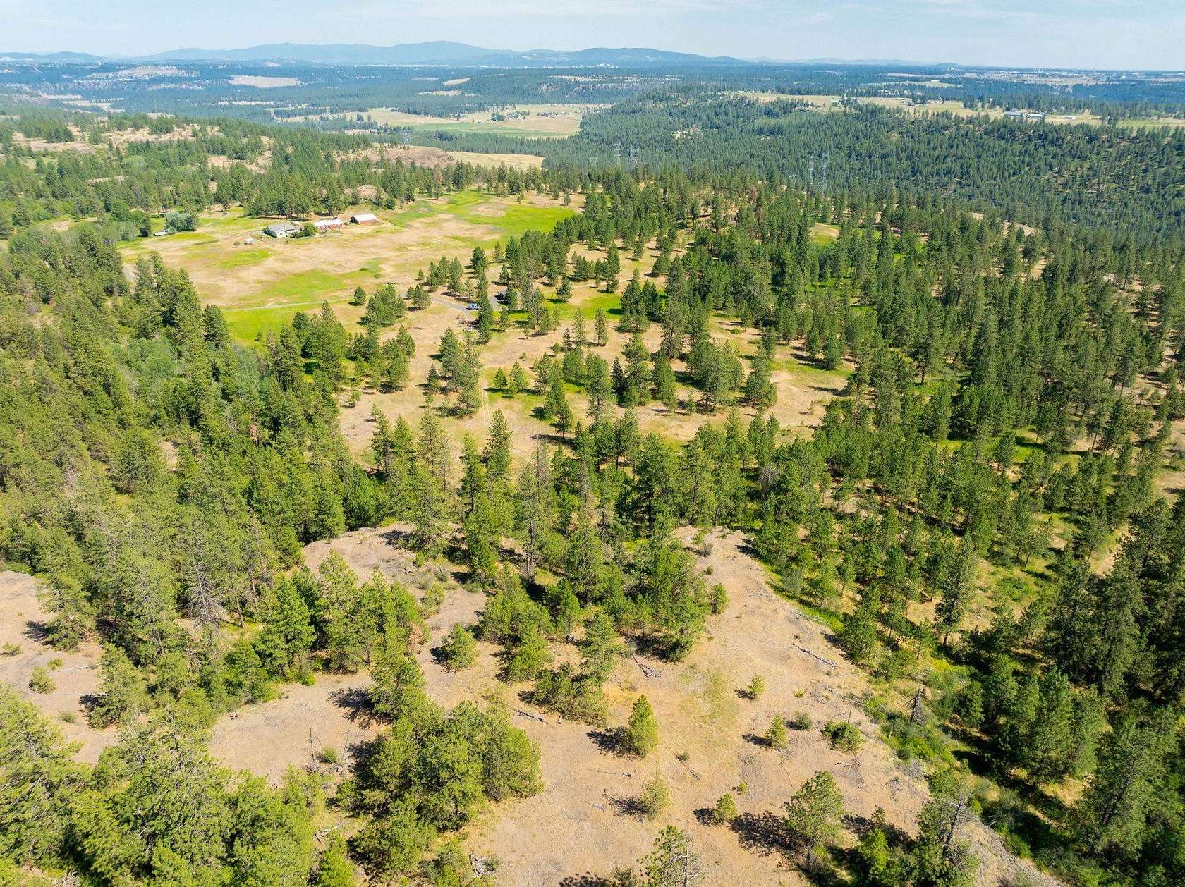 79.3 Acres of Recreational Land for Sale in Nine Mile Falls, Washington
