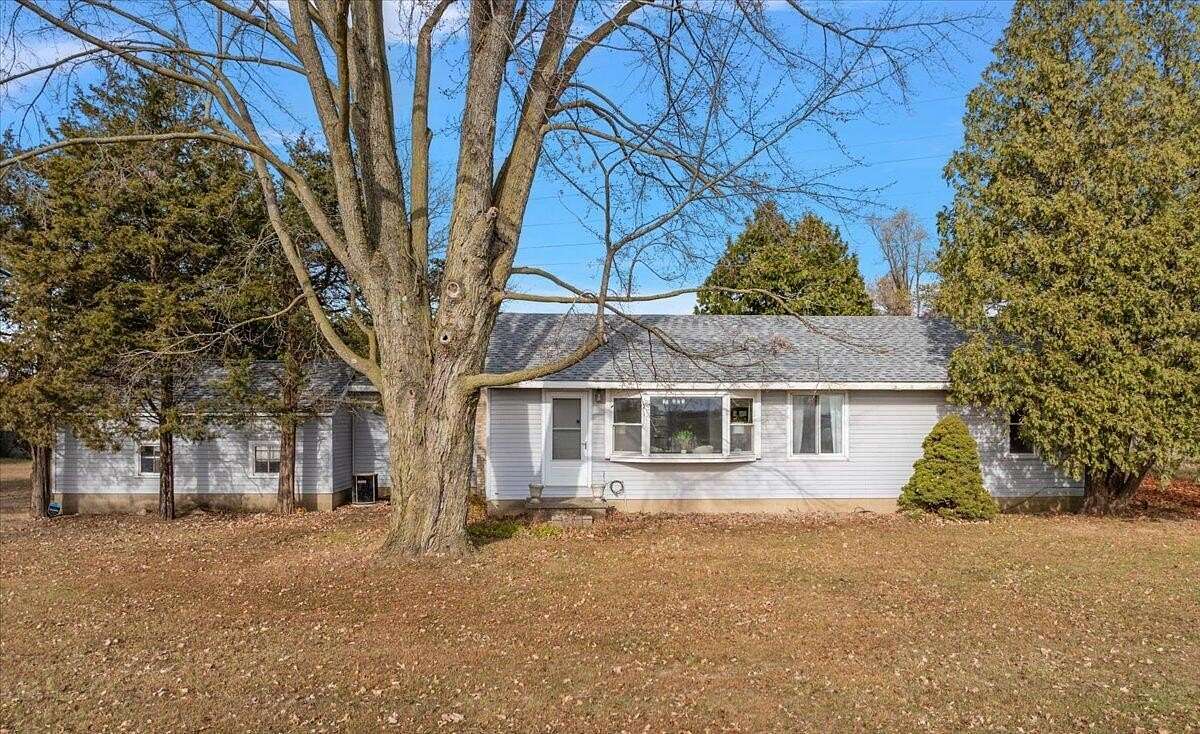 5 Acres of Residential Land with Home for Sale in Ypsilanti, Michigan