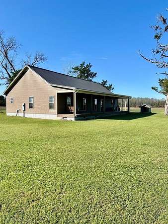 2.5 Acres of Land with Home for Sale in Naylor, Georgia