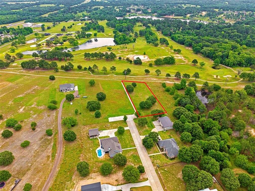 1 Acre of Residential Land for Sale in Lindale, Texas