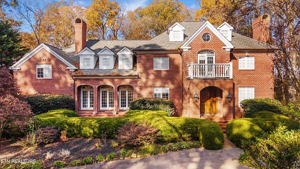 14.6 Acres of Land with Home for Sale in Maryville, Tennessee