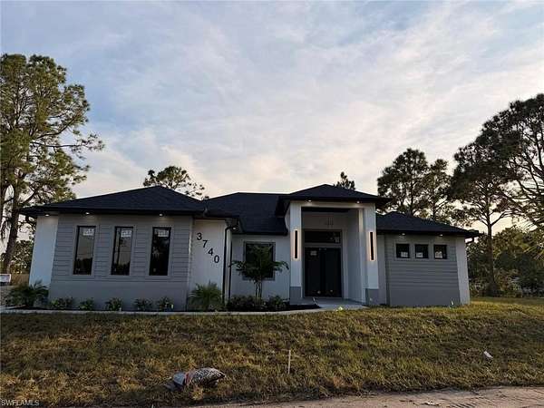 2.27 Acres of Residential Land with Home for Sale in Naples, Florida