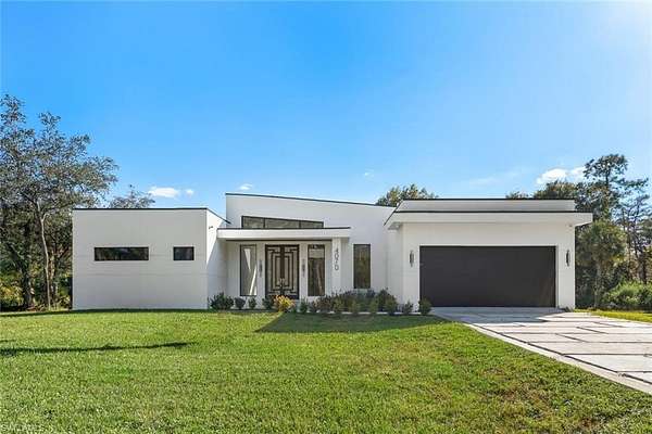 2.73 Acres of Residential Land with Home for Sale in Naples, Florida