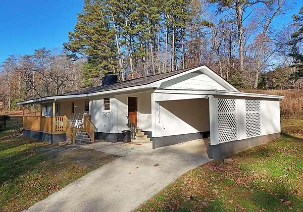 2.2 Acres of Residential Land with Home for Sale in Blue Ridge, Georgia