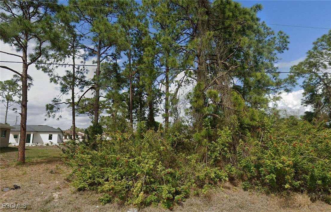 0.25 Acres of Residential Land for Sale in Lehigh Acres, Florida