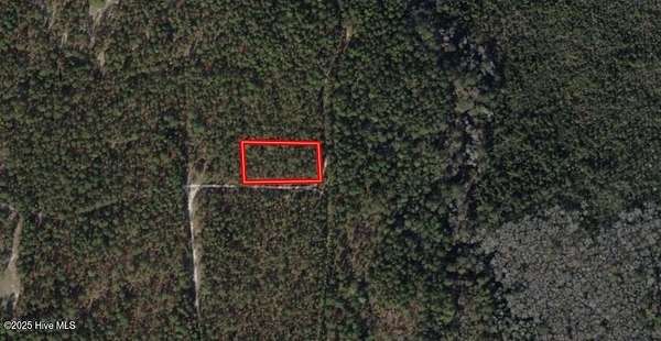 1 Acre of Residential Land for Sale in Raeford, North Carolina