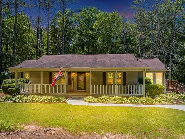 2 Acres of Residential Land with Home for Sale in Bremen, Georgia