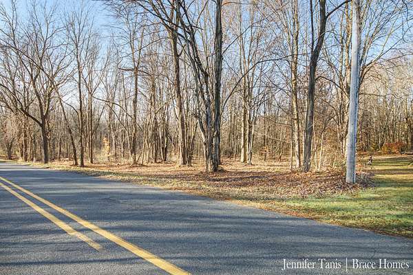 1 Acre of Residential Land for Sale in Fennville, Michigan