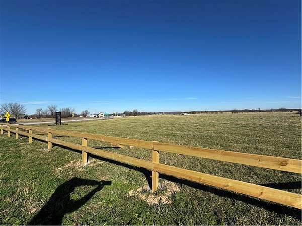 4 Acres of Commercial Land for Sale in Hindsville, Arkansas