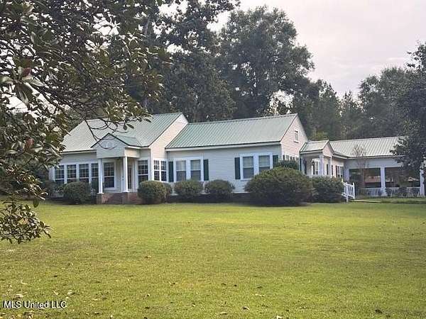 1.79 Acres of Residential Land with Home for Sale in Magnolia, Mississippi