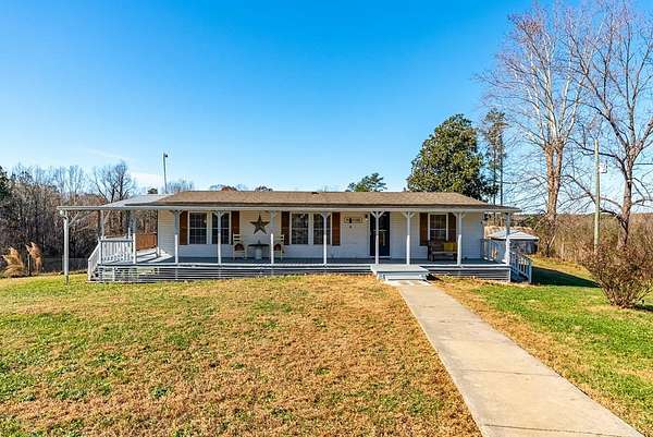 10.9 Acres of Land with Home for Sale in Meherrin, Virginia