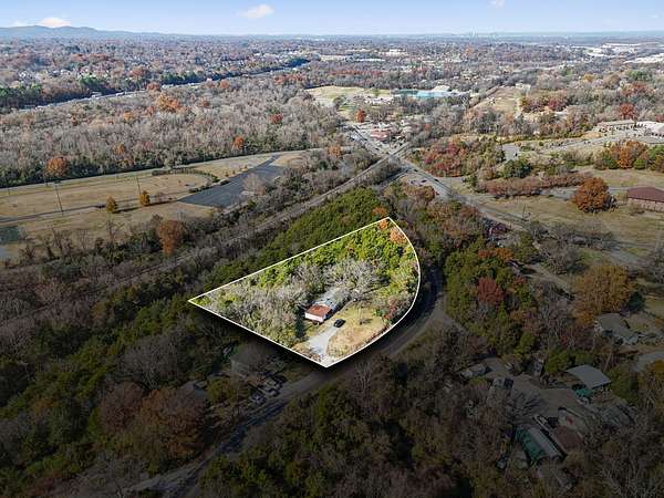 1 Acre of Residential Land for Sale in Antioch, Tennessee