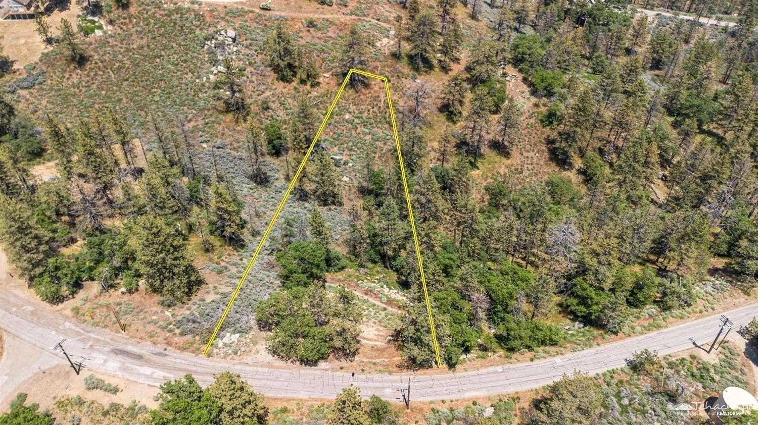 1.54 Acres of Residential Land for Sale in Tehachapi, California