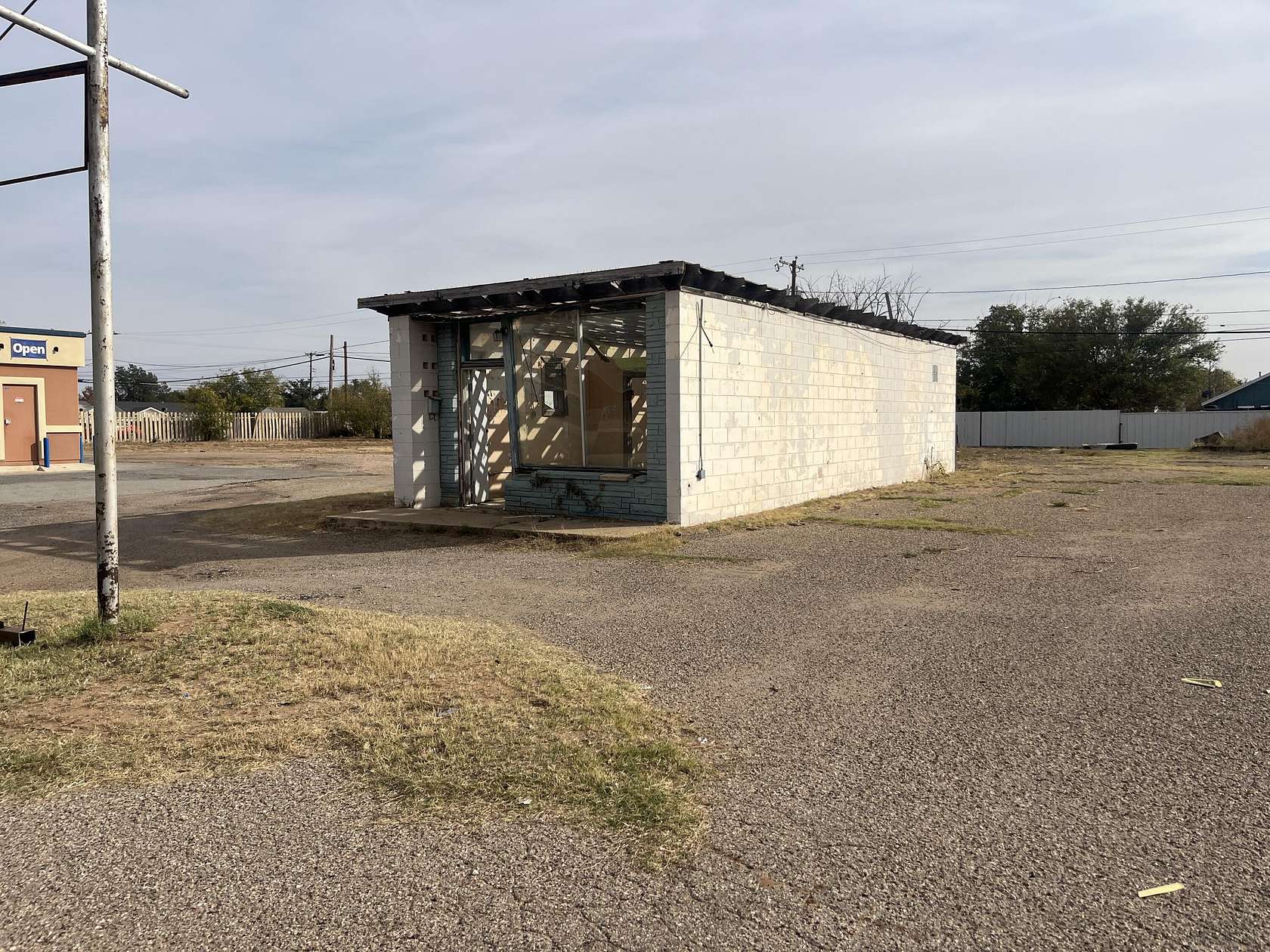0.16 Acres of Mixed-Use Land for Sale in Lamesa, Texas