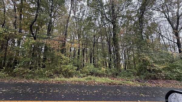 2 Acres of Residential Land for Sale in Newtown, Connecticut