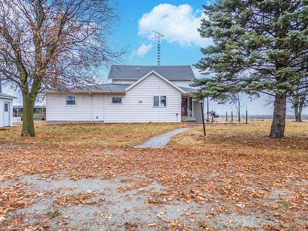 6.18 Acres of Land with Home for Sale in Strawn, Illinois