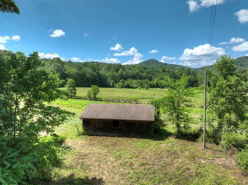 28.7 Acres of Recreational Land with Home for Sale in Epworth, Georgia