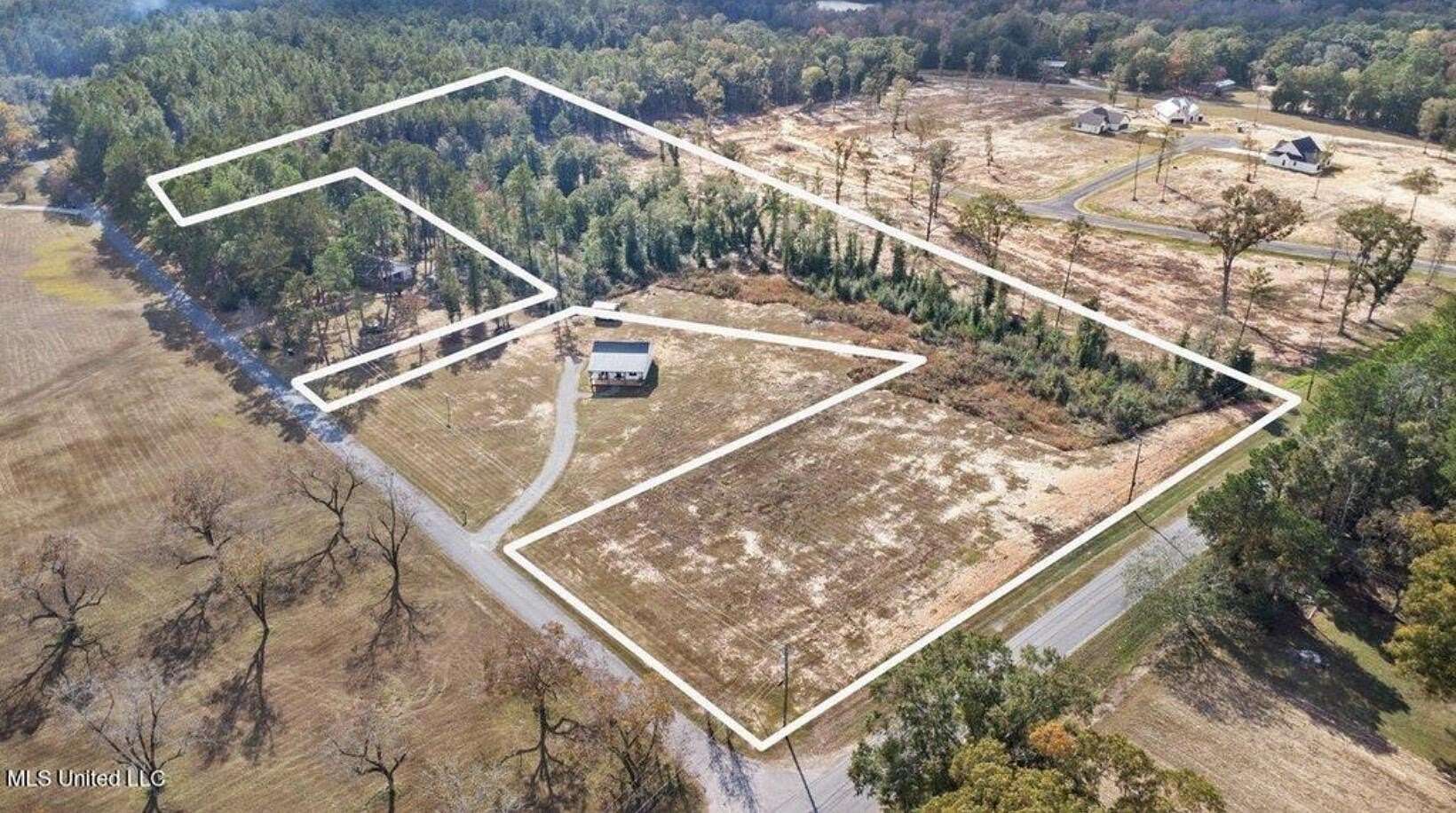 6.36 Acres of Residential Land for Sale in Lucedale, Mississippi