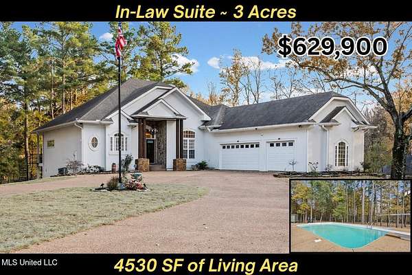 3 Acres of Residential Land with Home for Sale in Hernando, Mississippi