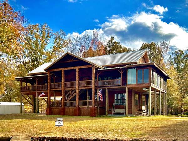 1.6 Acres of Improved Land for Sale in Brooksville, Mississippi