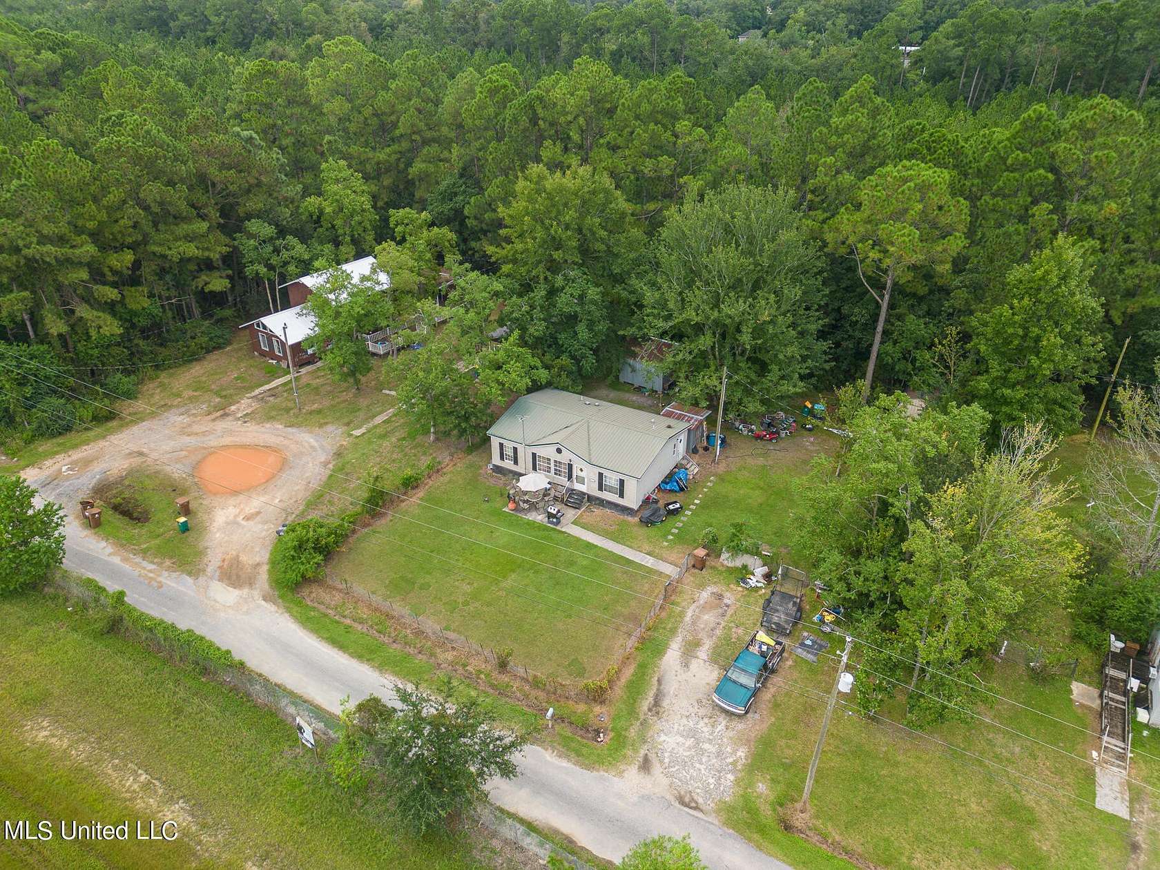 0.34 Acres of Commercial Land for Sale in D'Iberville, Mississippi