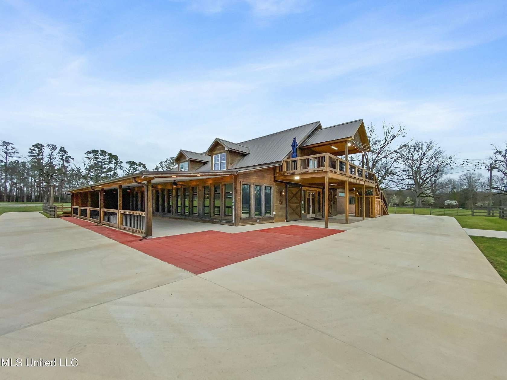 40 Acres of Land with Home for Sale in Lake, Mississippi