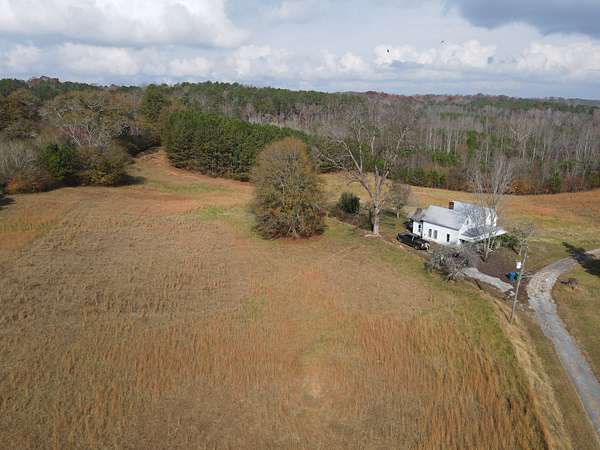 105 Acres of Land for Sale in Heflin, Alabama