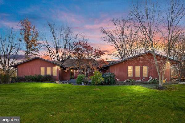 10.1 Acres of Land with Home for Sale in Warrenton, Virginia