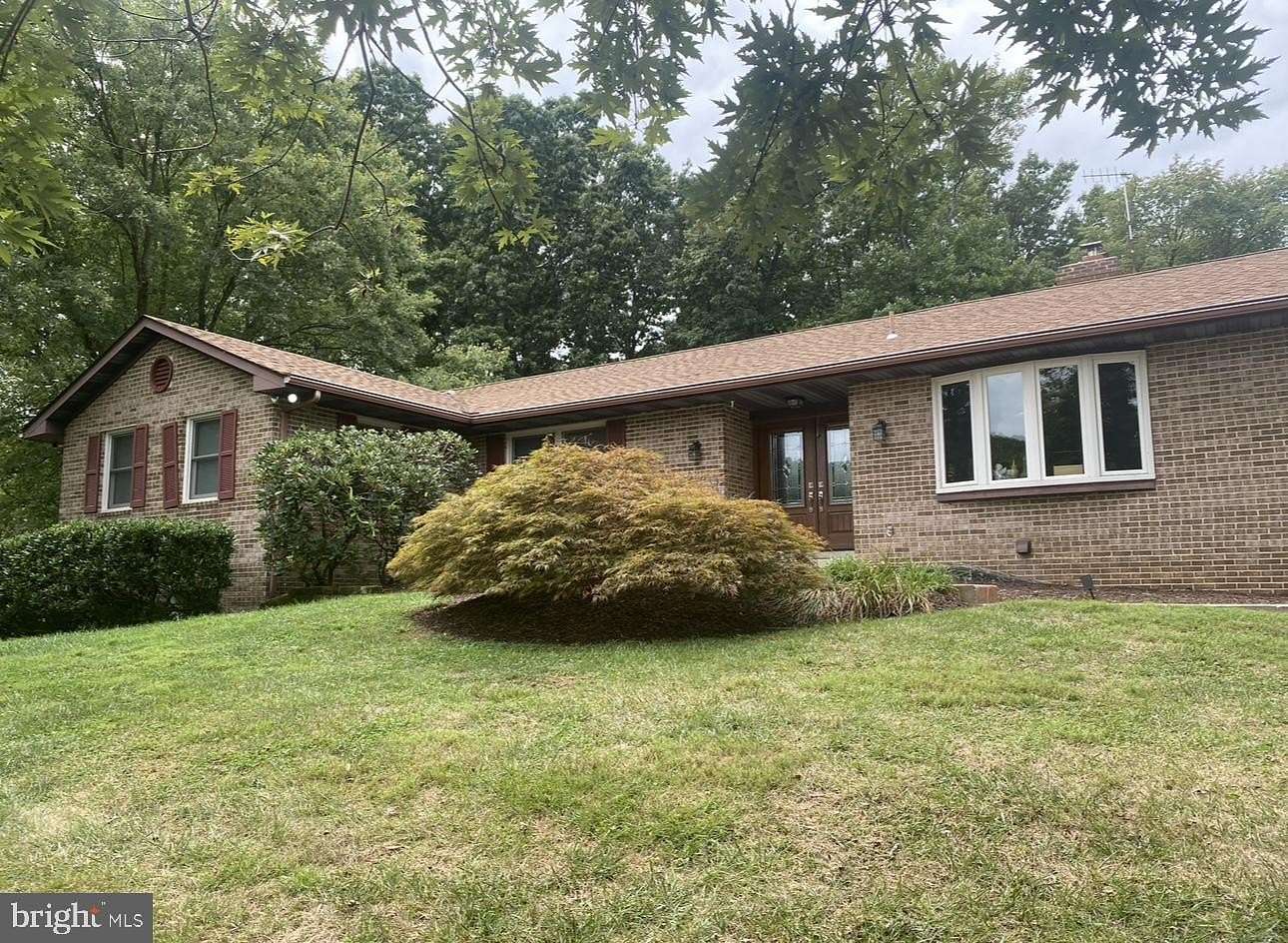 5 Acres of Land with Home for Sale in Clarksburg, Maryland